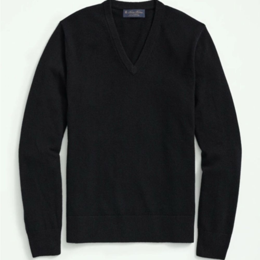 Brooks Brother’s NWT 3-Ply Scottish Cashmere V-Neck Sweater Black Medium